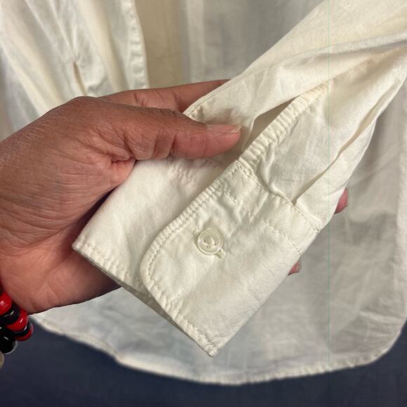 Free Assembly Women's Small Shirt Button Down Ruffle Collar Presidential England - Picture 9 of 9